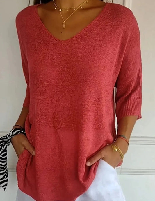 BLUSA LIGERA CON ESCOTE DE V